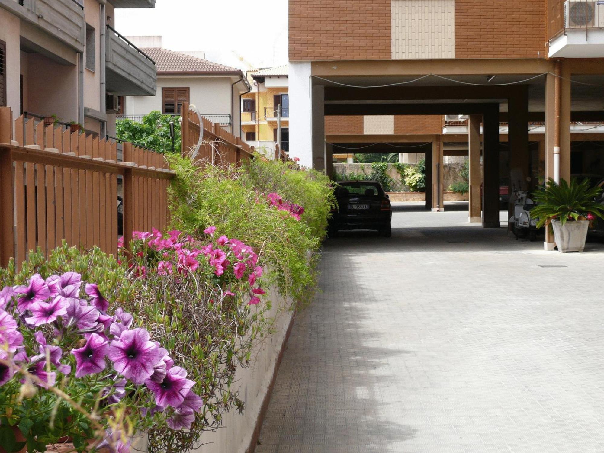 Aparthotel Royal 3*